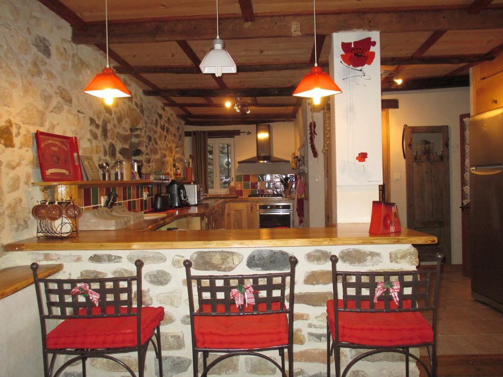 L'Olivier Chez Mame Marthe Βίλα Vallon-Pont-dʼArc Δωμάτιο φωτογραφία